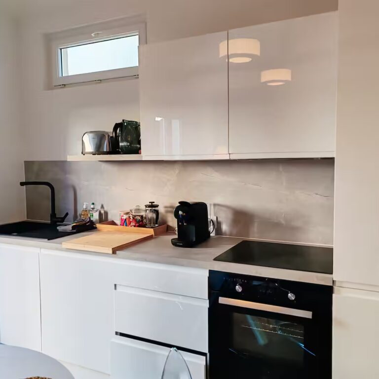 53118b43-5119-4ca5-913a-7de0a9a572fd